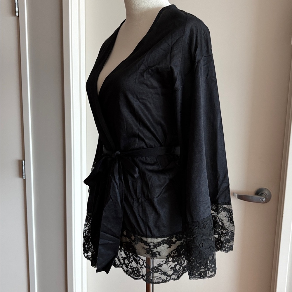 Vintage 1970s Emilio Pucci Black Satin Lace Trim Kimono Robe Nightgown Small - Picture 3 of 8
